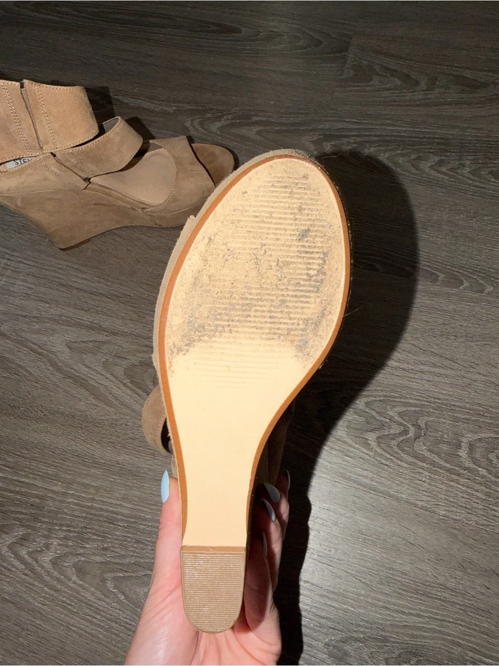 Steve Madden suede upper